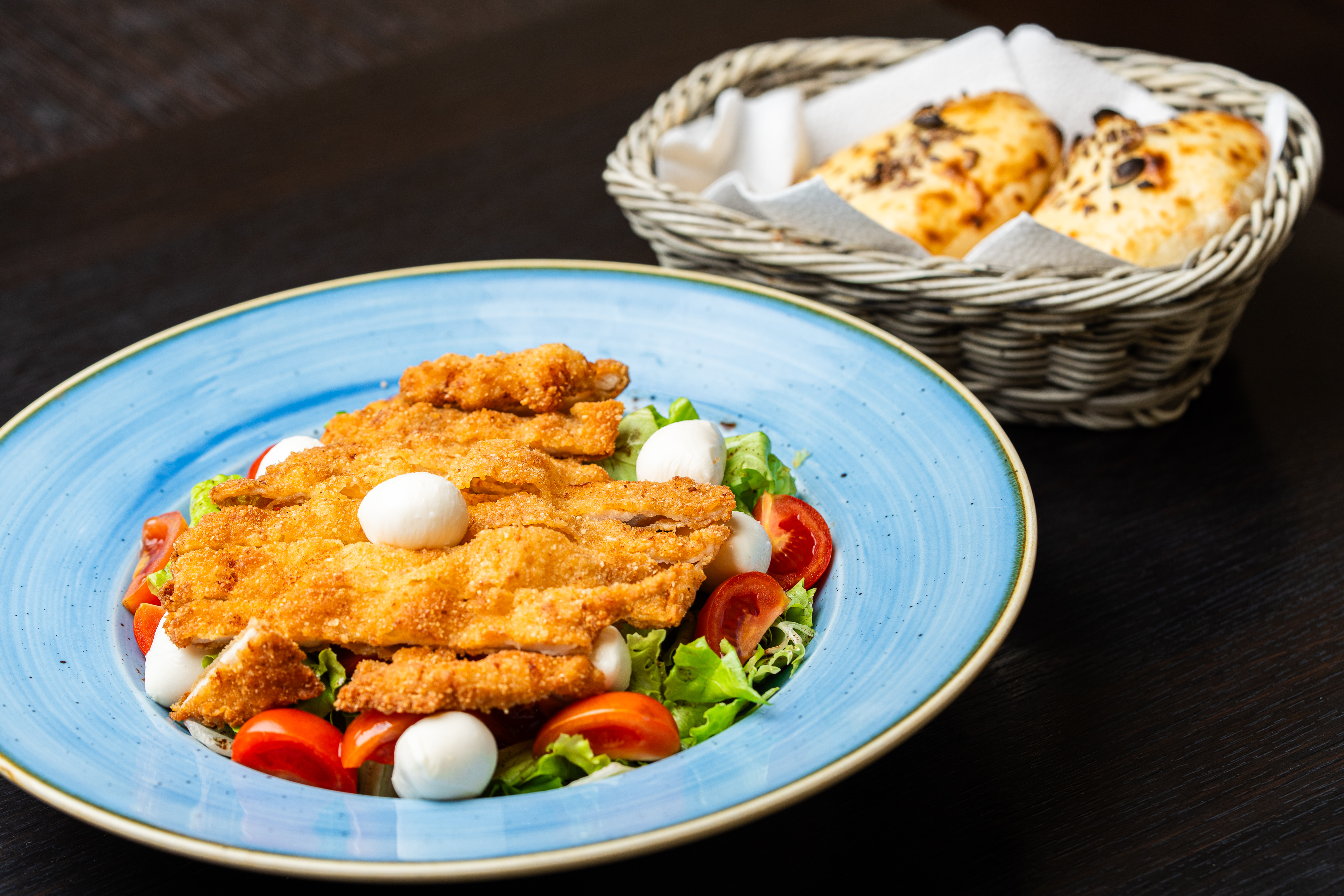 Salata sa ćuretinom